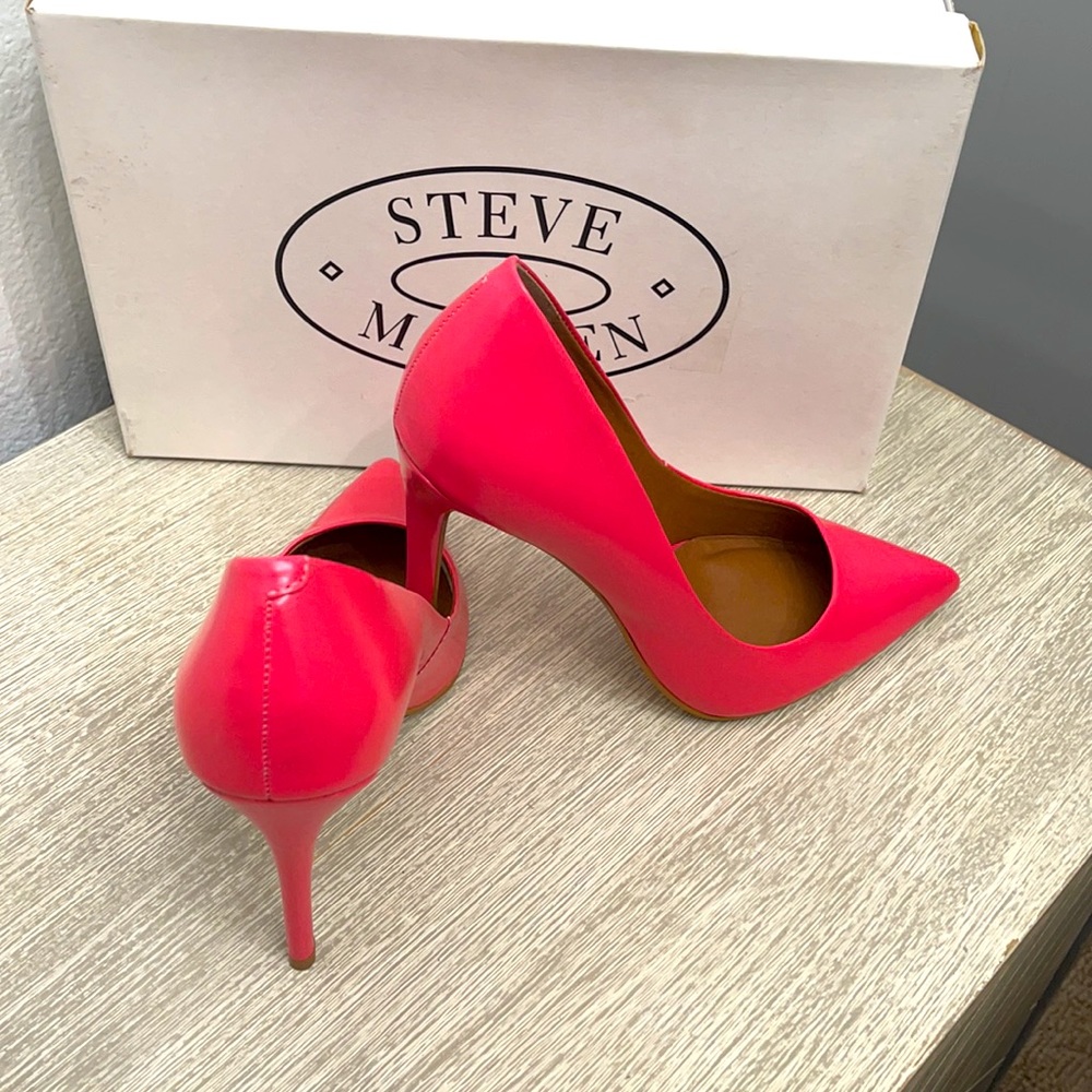 Steve Madden Pumps